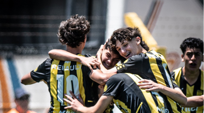  KellySotoUS Club AtlÃtico Peñarol Uruguay Futbol